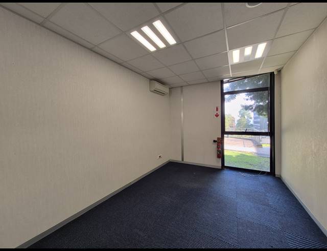 158M² OFFICE TO LET IN ROSEBANK